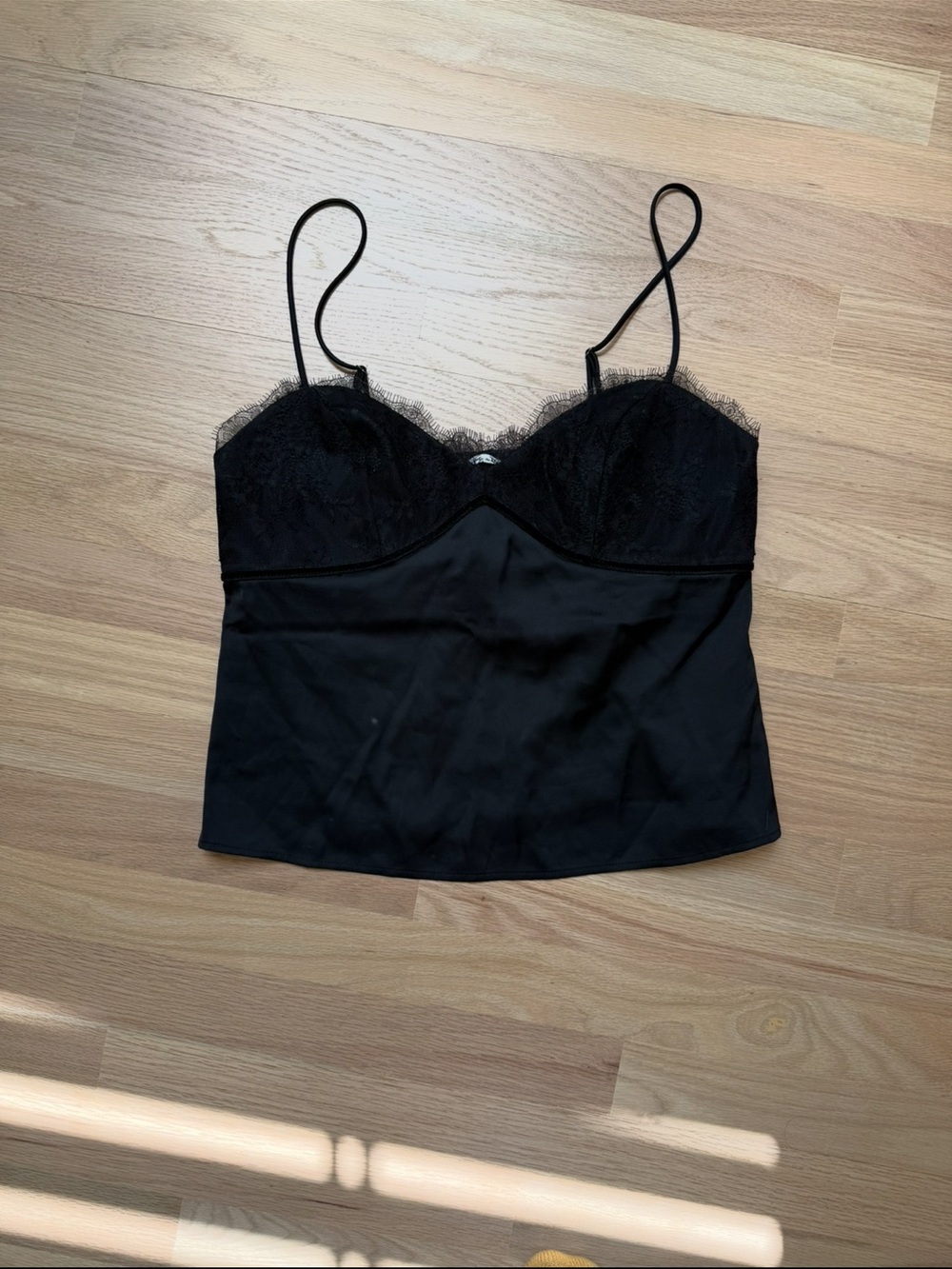 Abercrombie & Fitch Lace tank